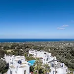 Plakoti 5, Shared Pool And Amazing View アパート