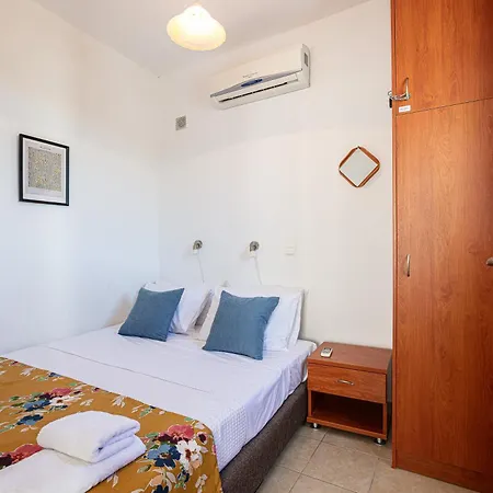 Apartament Plakoti 5, Shared Pool And Amazing View *