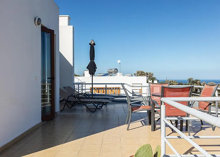 Plakoti 5, Shared Pool And Amazing View Apartment *