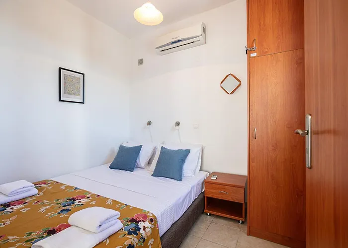 Apartment Plakoti 5, Shared Pool And Amazing View *